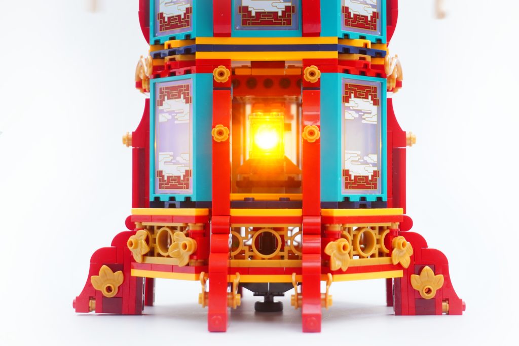 LEGO 80116 Trotting Lantern review 12 1024x683