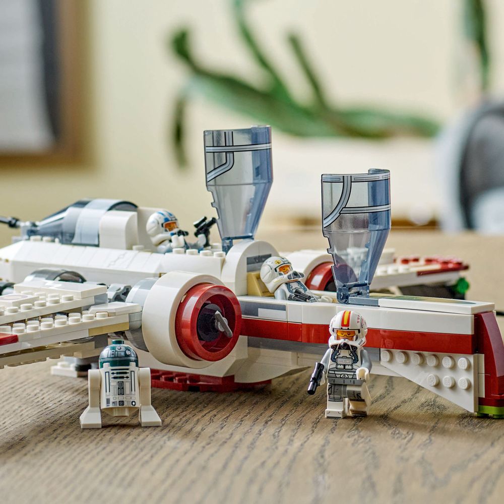 LEGO Star Wars 75402 ARC 170 Starfighter 2