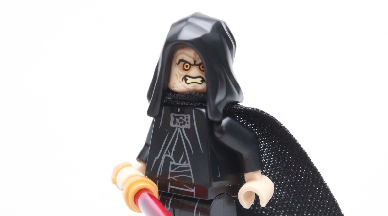 How to score a free LEGO Star Wars Emperor Palpatine minifigure