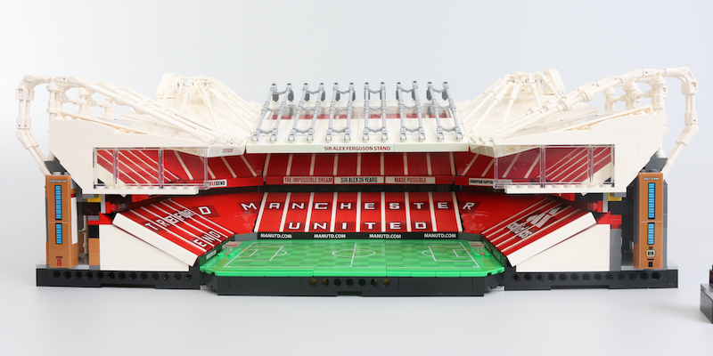 LEGO Creator Expert 10272 Old Trafford Manchester United review 11