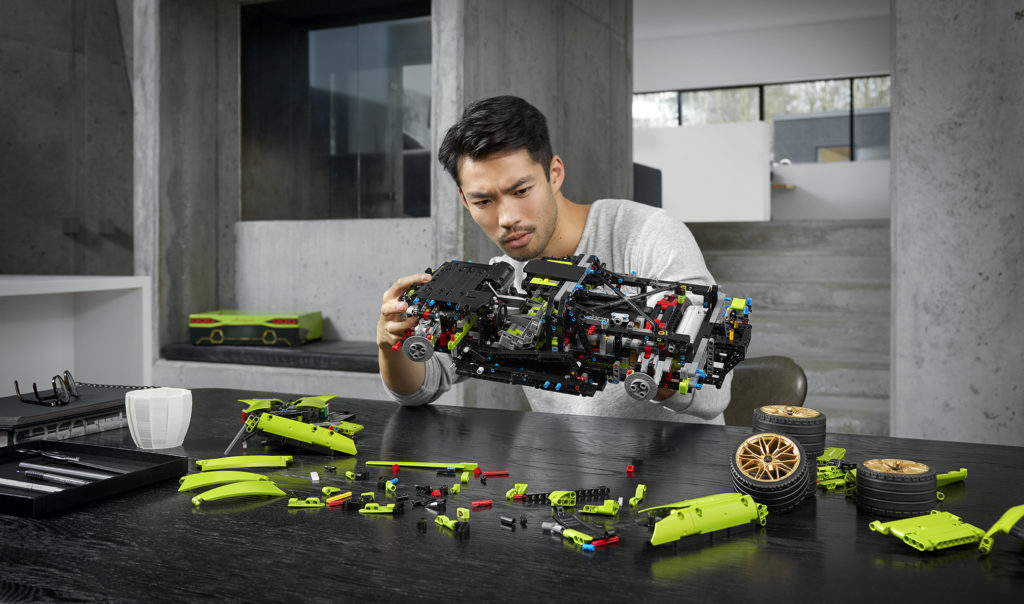42115 Technic 2HY20 build 03