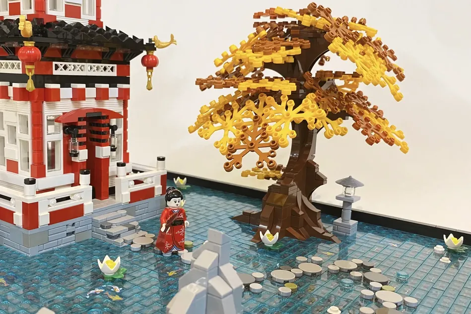 LEGO Ideas Lantern in the Wind 4