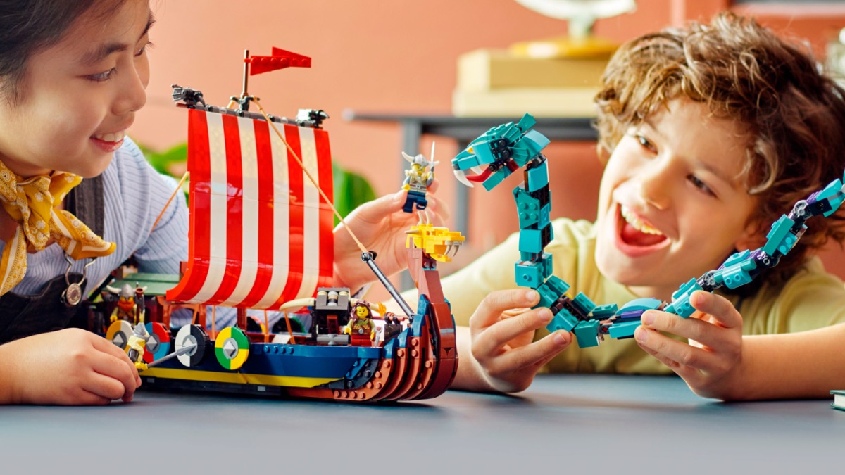10% discount on LEGO 31132 Viking Ship and Midgard Serpent with Hamleys