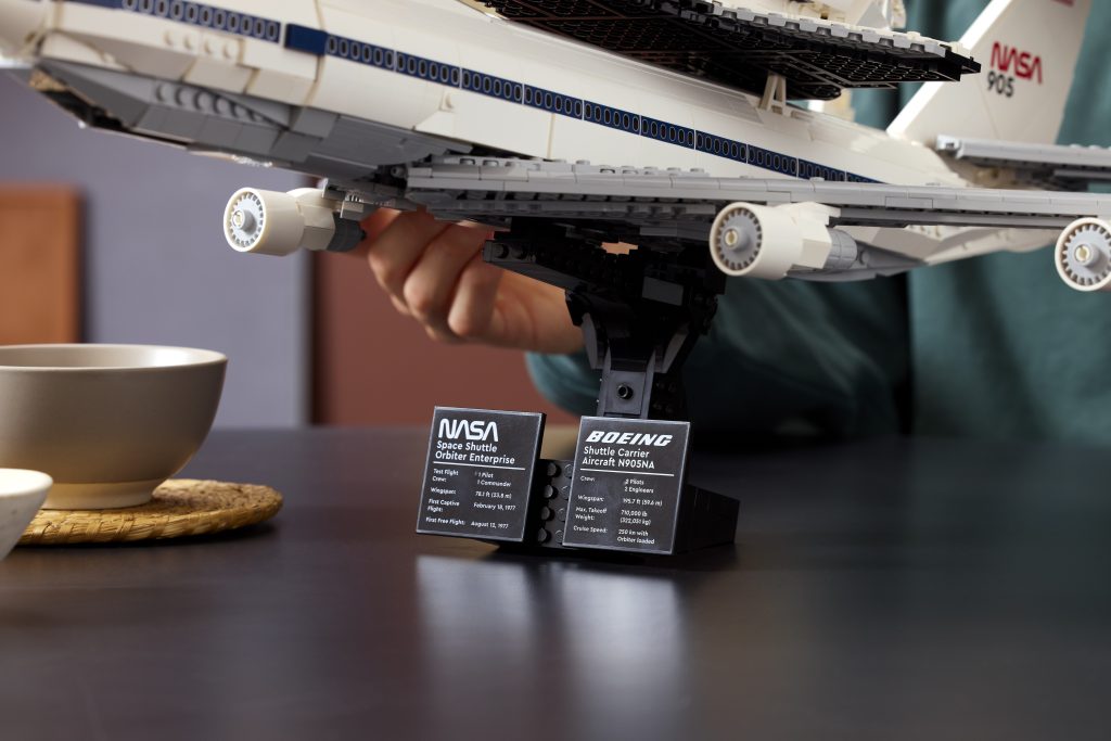 LEGO Icons 10360 Shuttle Carrier Aircraft 6 1024x683