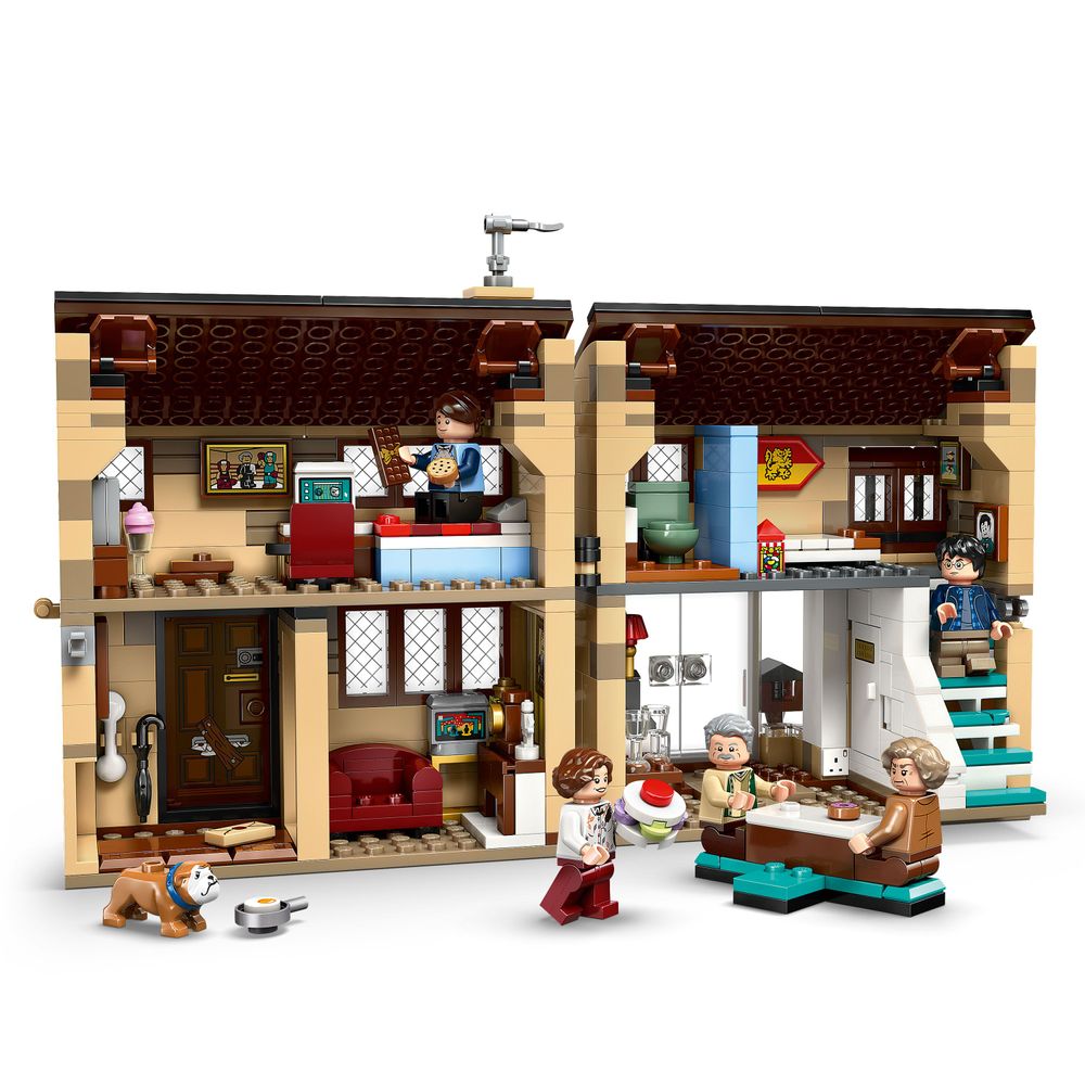 LEGO Harry Potter 76451 Privet Drive Aunt Marges Visit 5