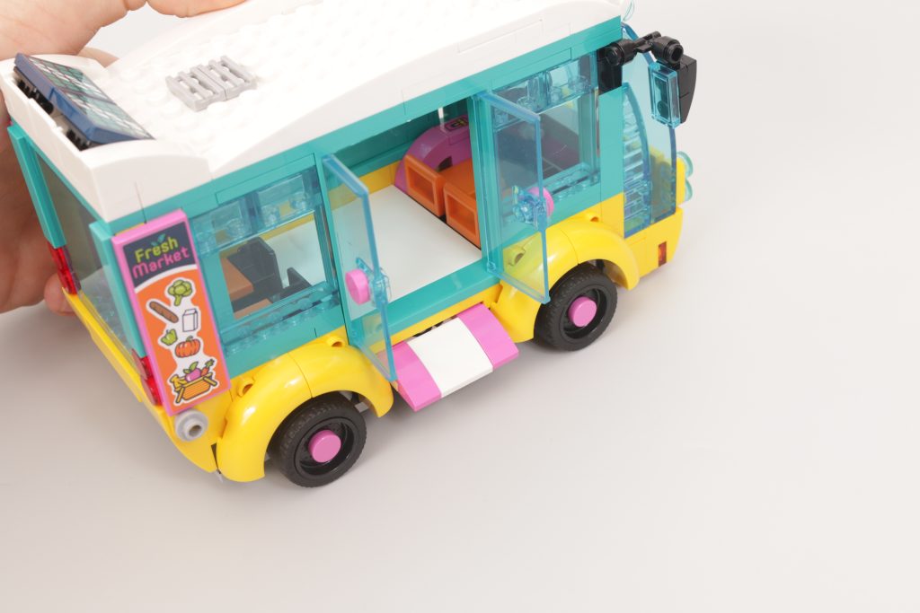 LEGO Friends 41759 Heartlake City Bus review 7 1024x683