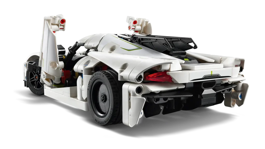 LEGO Technic 42184 Koenigsegg Jesko Absolut White Hypercar 16 1024x576