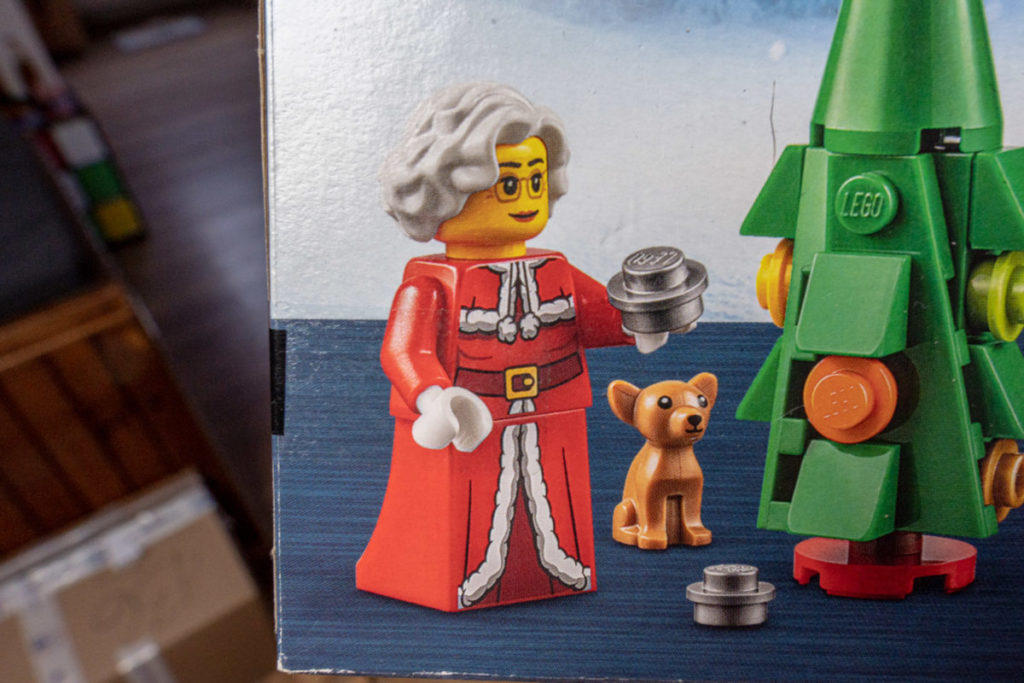 LEGO 40489 Mr. and Mrs. Clauss Living Room 5 1024x683