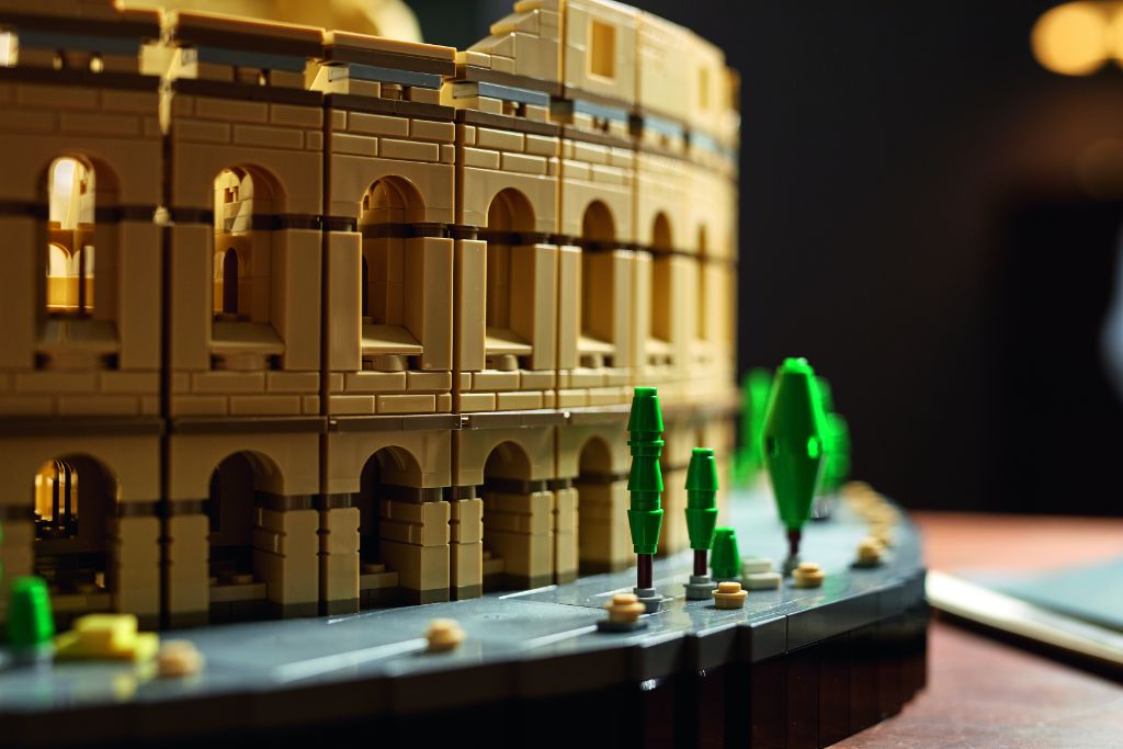 LEGO 10276 Colosseum 16
