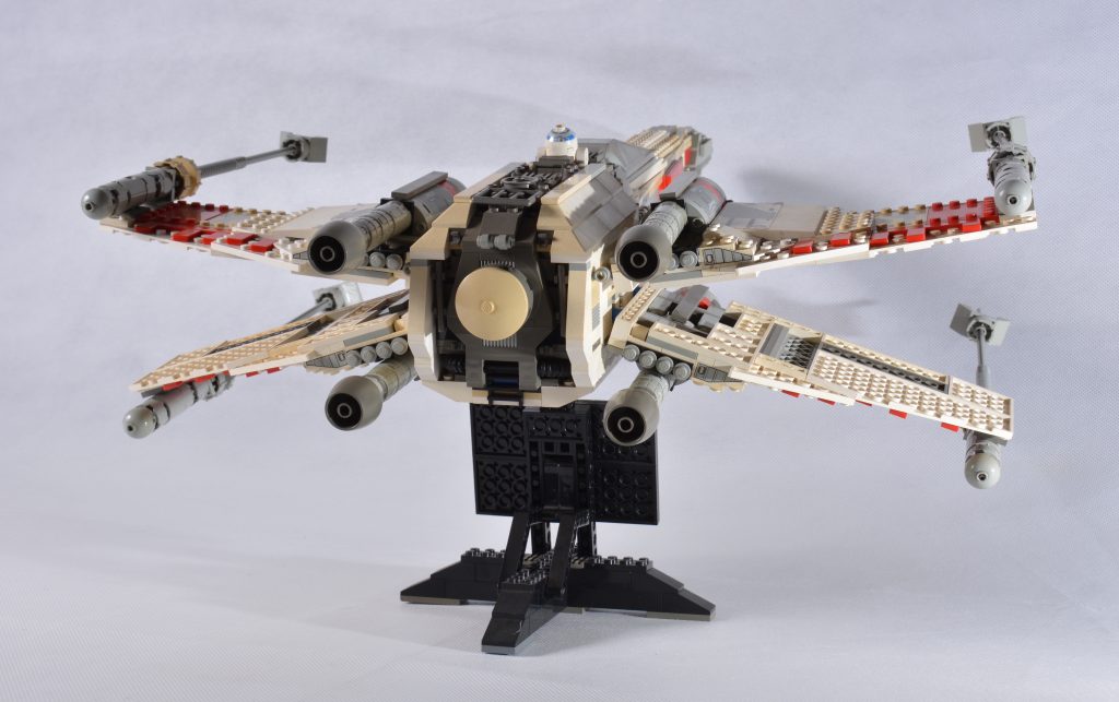 LEGO Star Wars 7191 X wing Fighter 3 1024x643