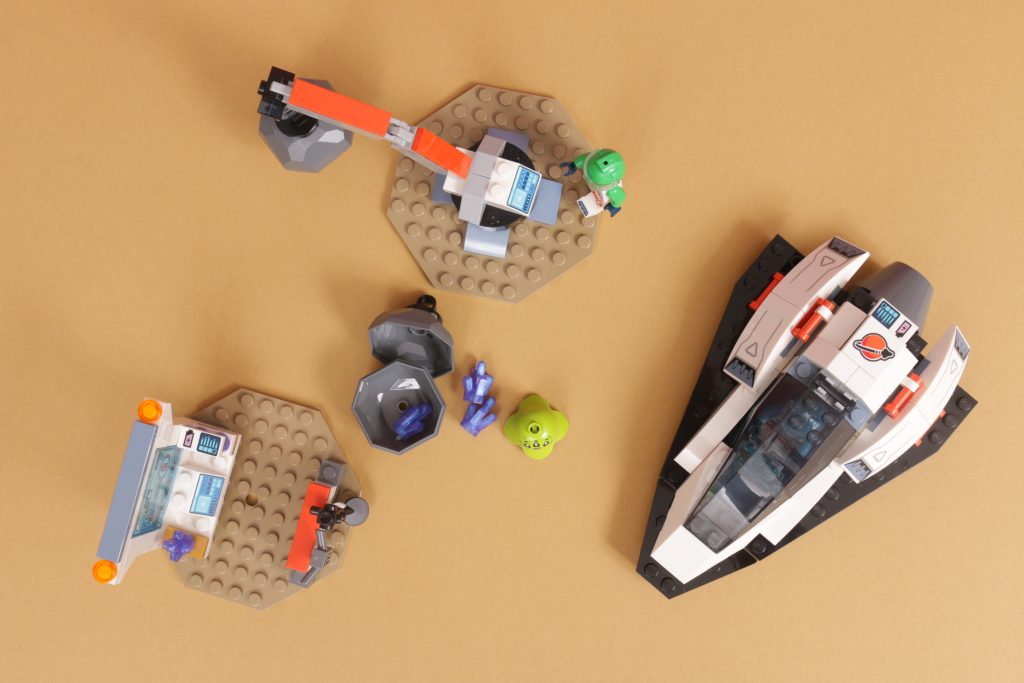 LEGO City 60429 Spaceship and Asteroid Discovery review 19 1024x683
