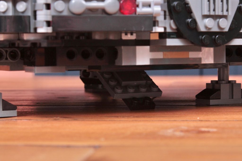 LEGO Star Wars 75389 The Dark Falcon review 22 1024x682