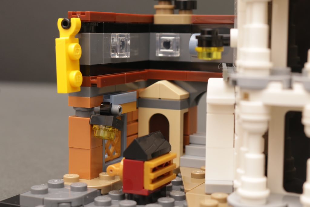 LEGO Harry Potter 76444 Diagon Alley Wizarding Shops review 39 1024x683