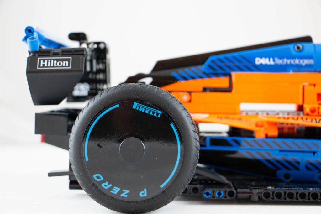 LEGO Technic 42141 McLaren Formula 1 Race Car review 22 1024x683