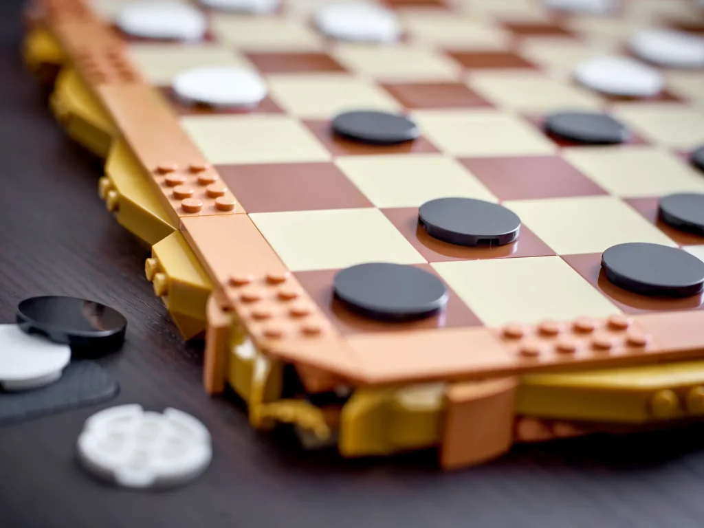 LEGO 40719 Traditional Chess Set 7 1024x768