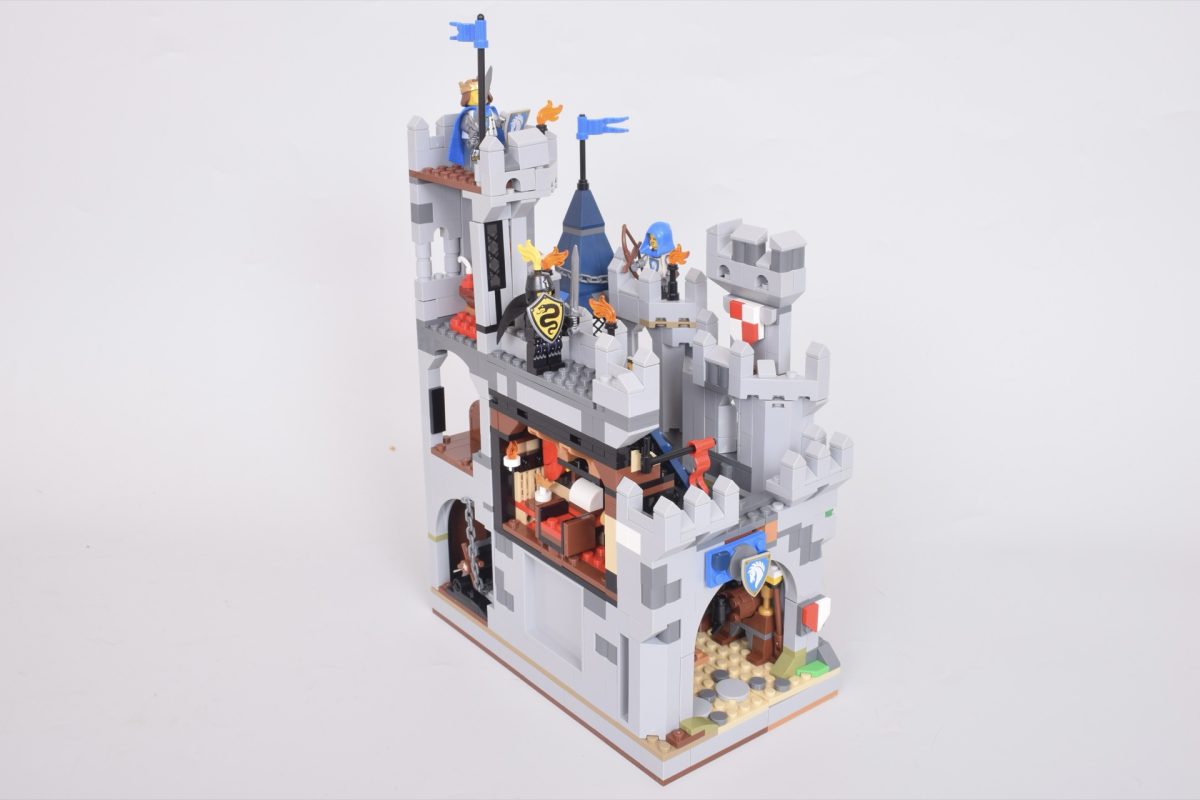 LEGO Creator 3 in 1 31168 Medieval Horse Knight Castle book nook 14 1200x800