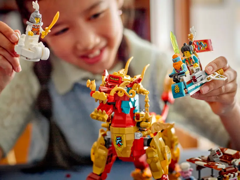 LEGO Monkie Kid 80066 Mythical Creature Qilin Lifestyle 2