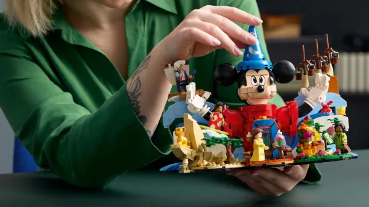 Pre-orders open for LEGO Ideas 21352 Magic of Disney