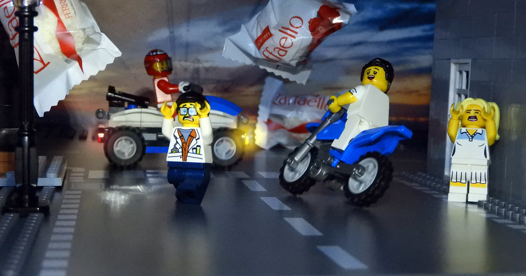 Brick Pic of the Day: Cloudy with a chance of Raffaello