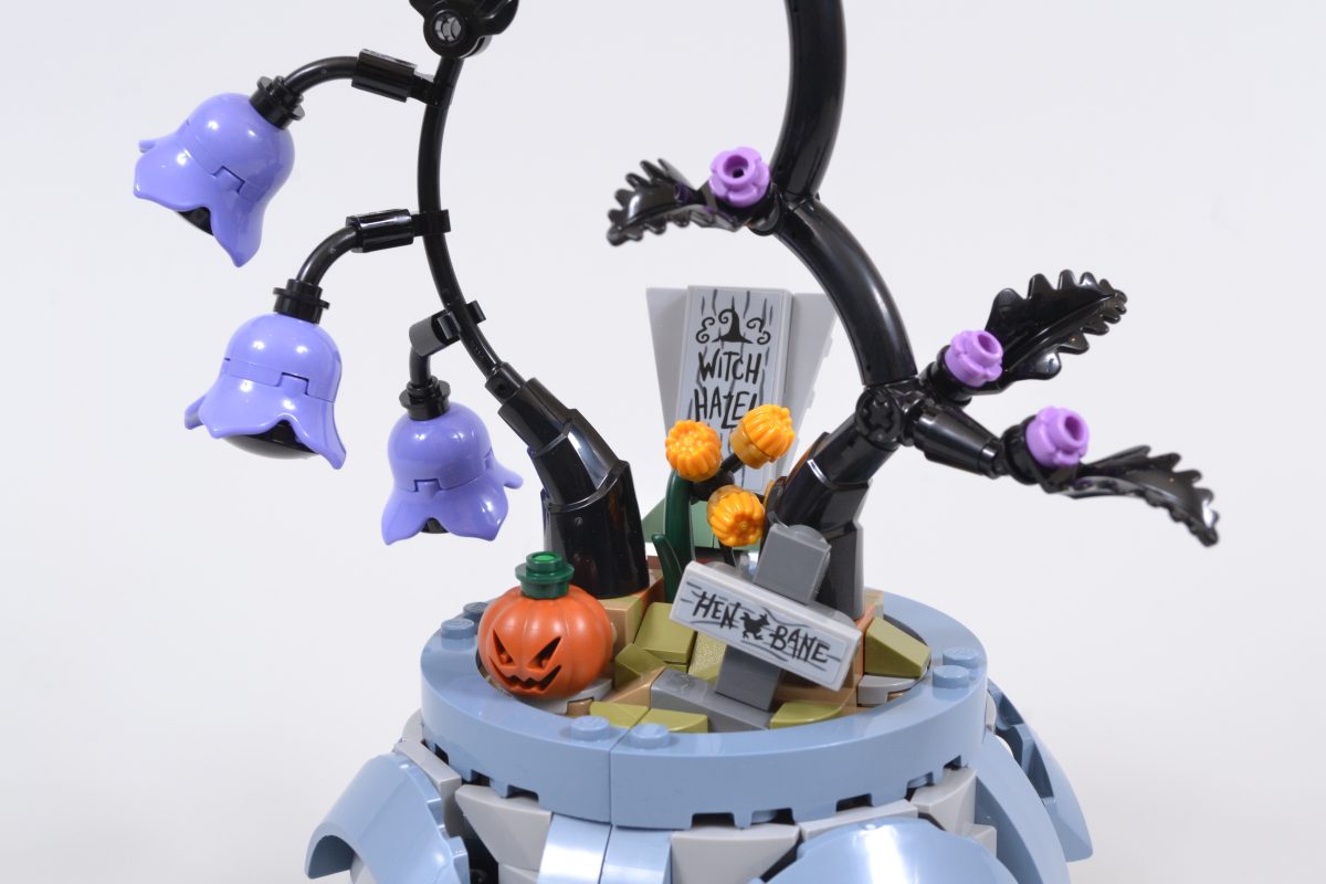 LEGO Disney 43288 Sallys Flowerpot review 4 1200x800