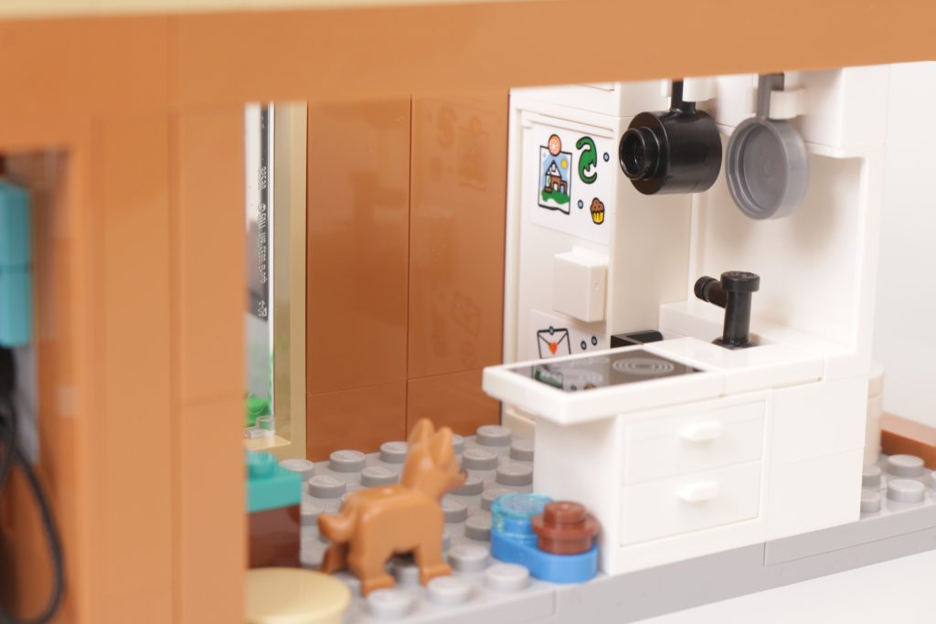 LEGO City 60398 Family House and Electric Car review 12 1024x683
