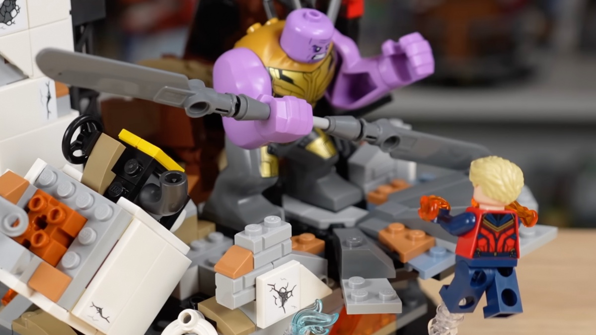 Early review of LEGO Marvel 76266 Endgame Final Battle says it’s ‘messy but beautiful’