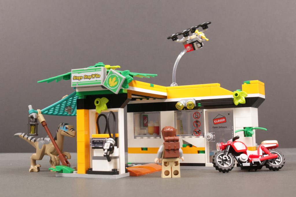 LEGO Jurassic World 79673 Raptor Titanosaurus Tracking Mission review 14 1024x683