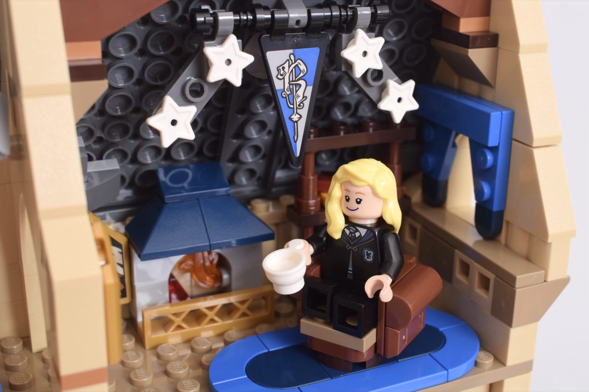 LEGO Harry Potter 76463 Hogwarts Castle Hospital Wing review 27 1 1200x800
