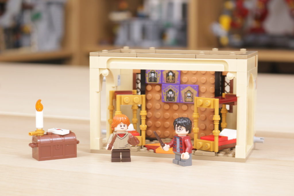 LEGO Harry Potter 40452 Hogwarts Gryffindor Dorms gift with purchase review 1 1024x683