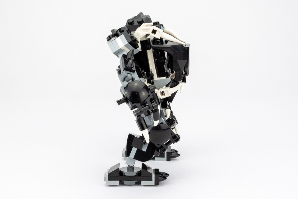 LEGO Review Spiderjet VS Venom Mech 02