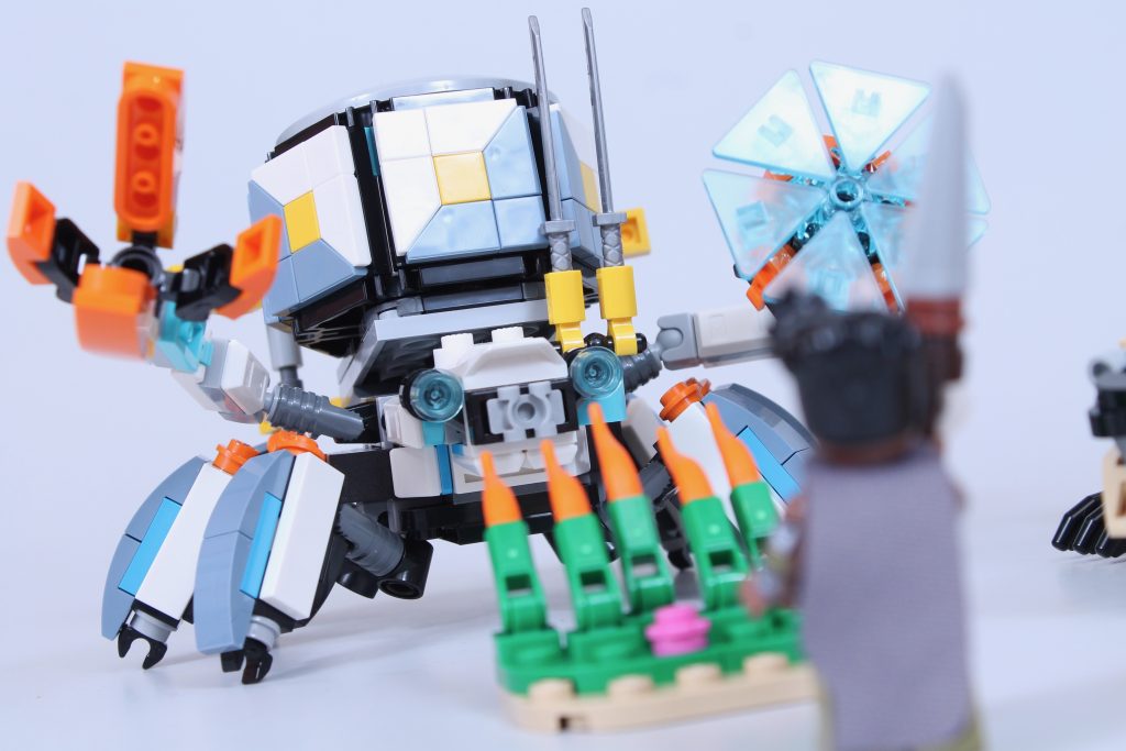 LEGO Horizon Adventures 77037 Aloy Varl vs. Shell Walker Sawtooth review 4 1024x683