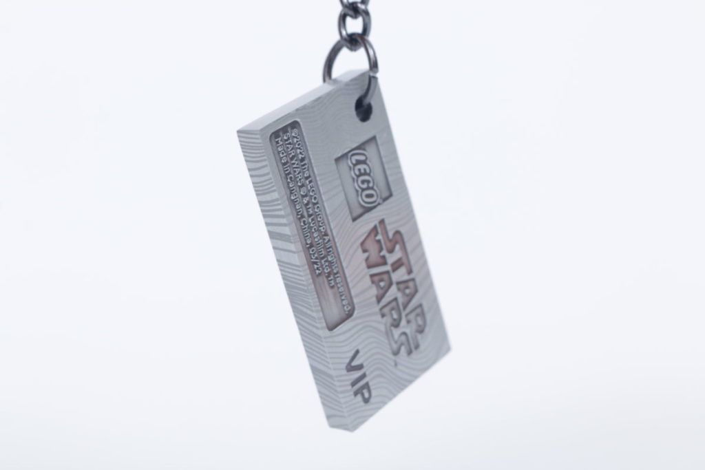 LEGO Star Wars 5007403 The Mandalorian Beskar Keyring gift with purchase review 9 1024x683