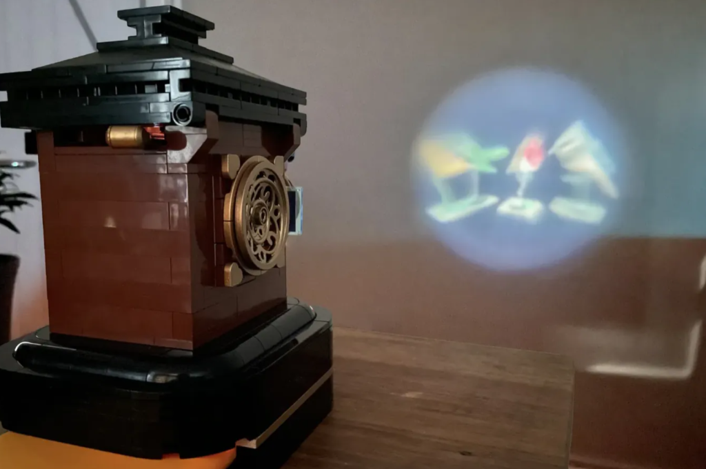 LEGO Ideas working projector 1 1024x680