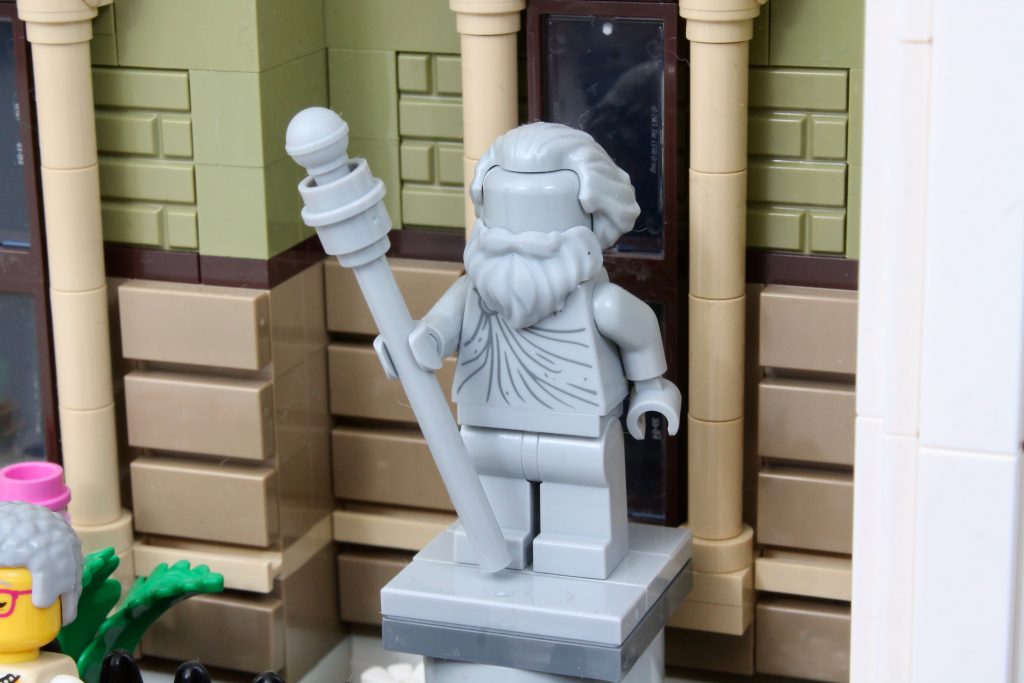 LEGO Icons 10326 Natural History Museum review 13 1024x683