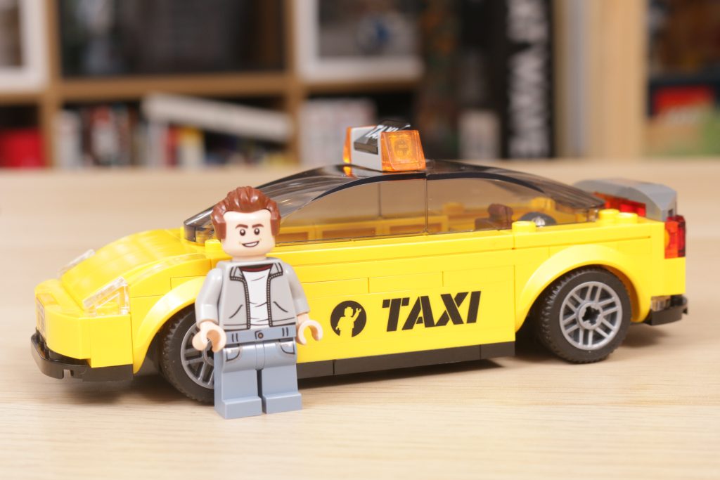 LEGO Marvel 5008076 Taxi 76269 Avengers Tower gift with purchase review 10 1024x683