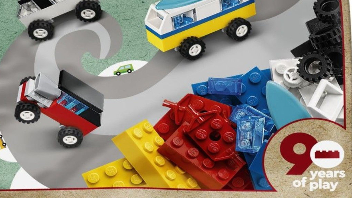 LEGO 30510 90 Years of Cars may have made a quick getaway