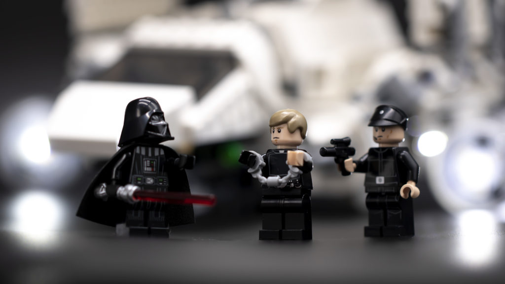 LEGO Star Wars 75302 Imperial Shuttle 26