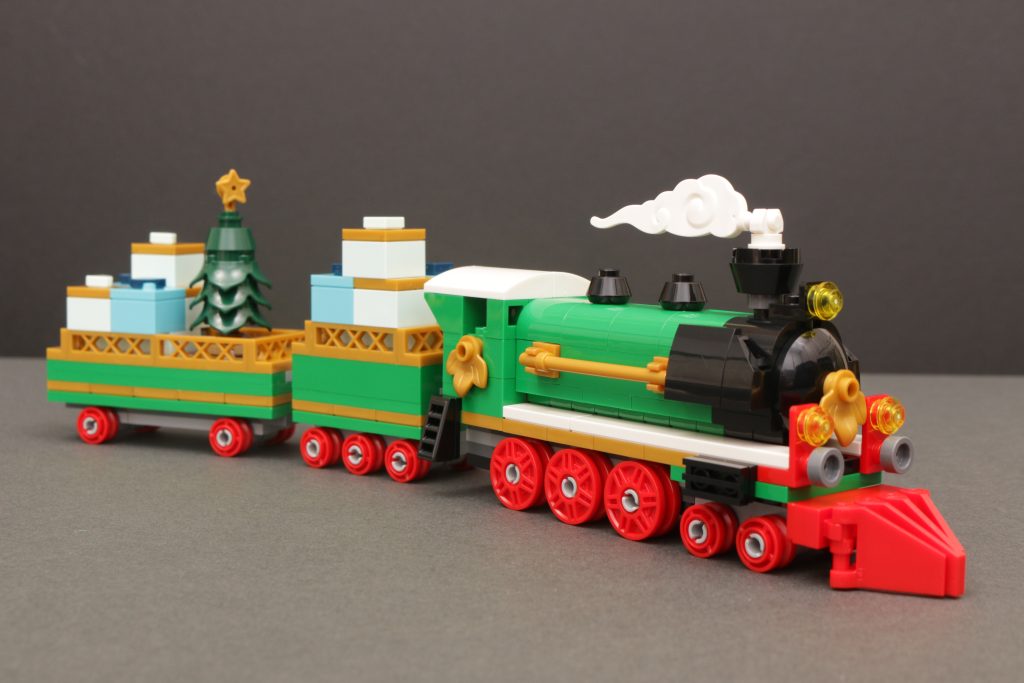 LEGO 40700 Christmas Train gift with purchase review 4 1024x683