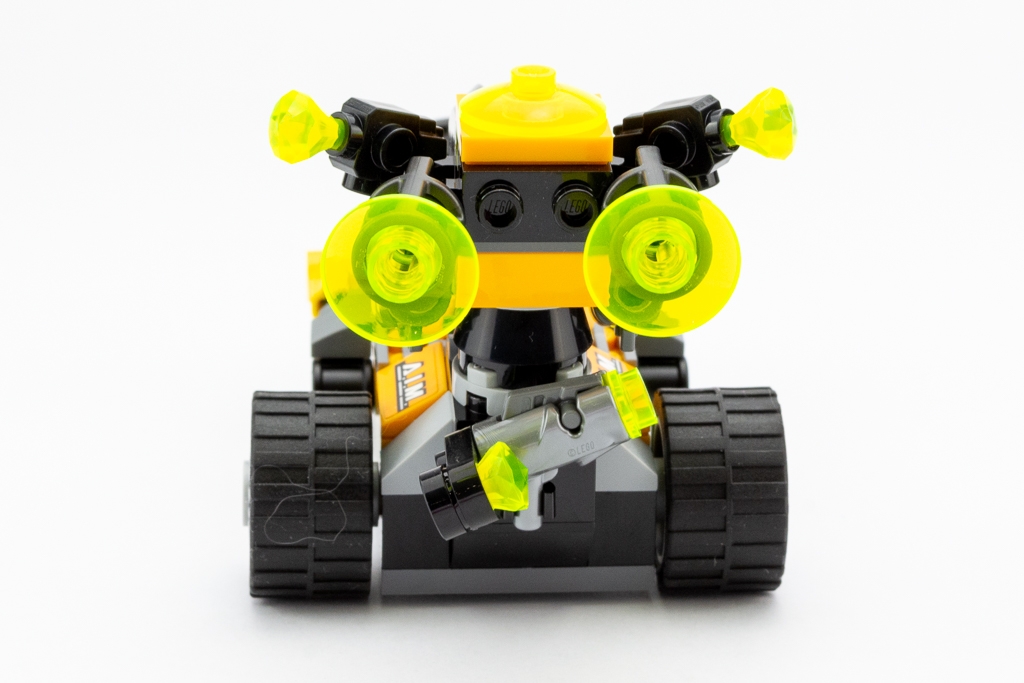 LEGO Review Avengers Truck Take down 24