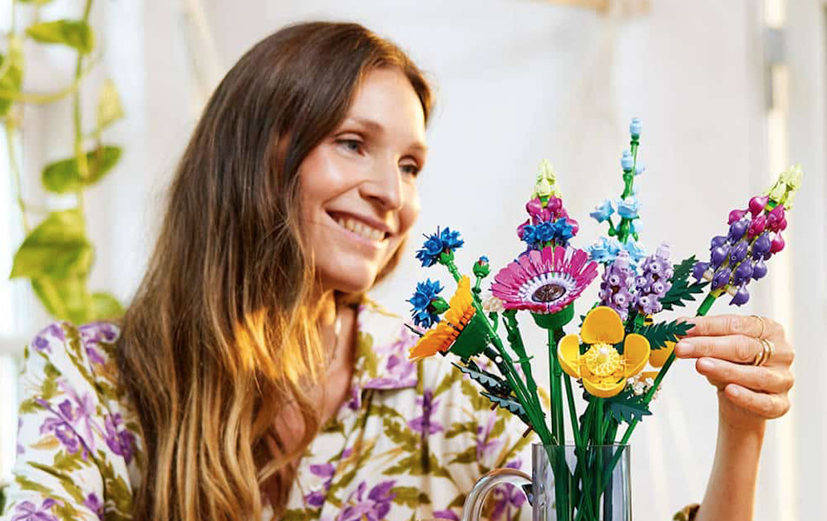 Two new LEGO Botanical Collection models revealed for 2023