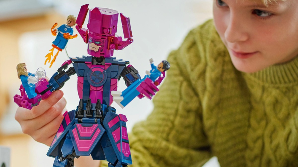 International prices confirmed for LEGO Marvel 76316 Fantastic Four vs. Galactus Construction Figure