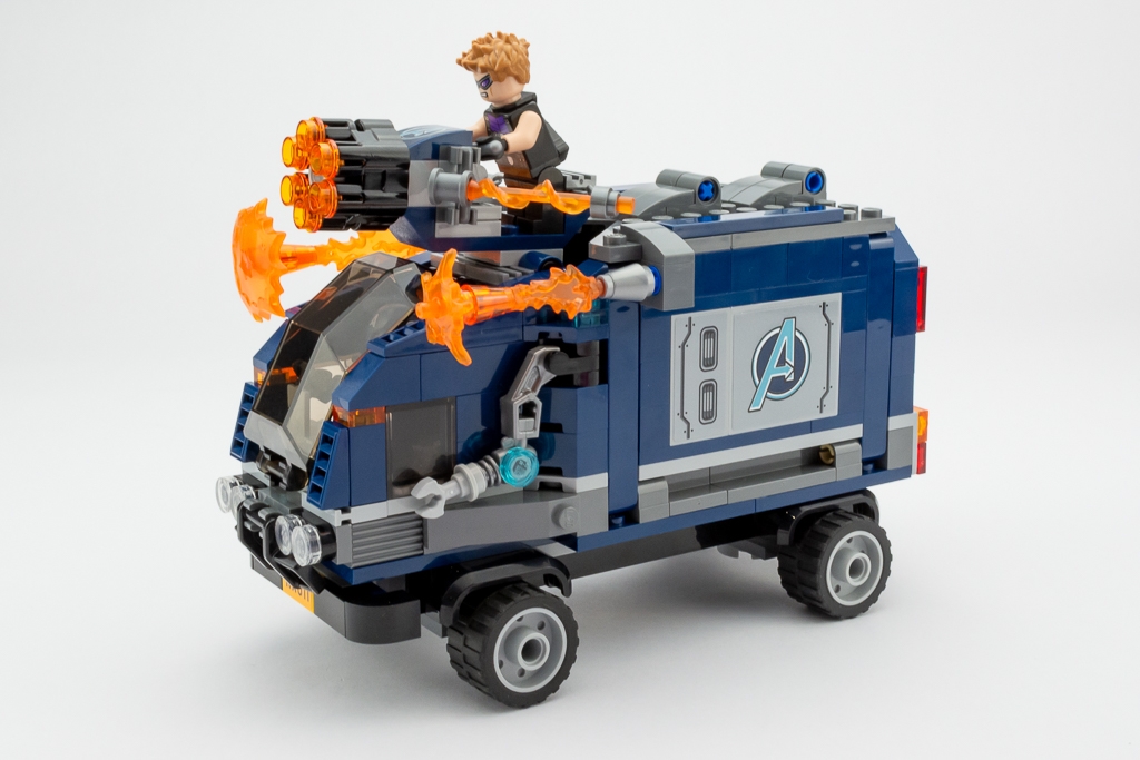 LEGO Review Avengers Truck Take down 05