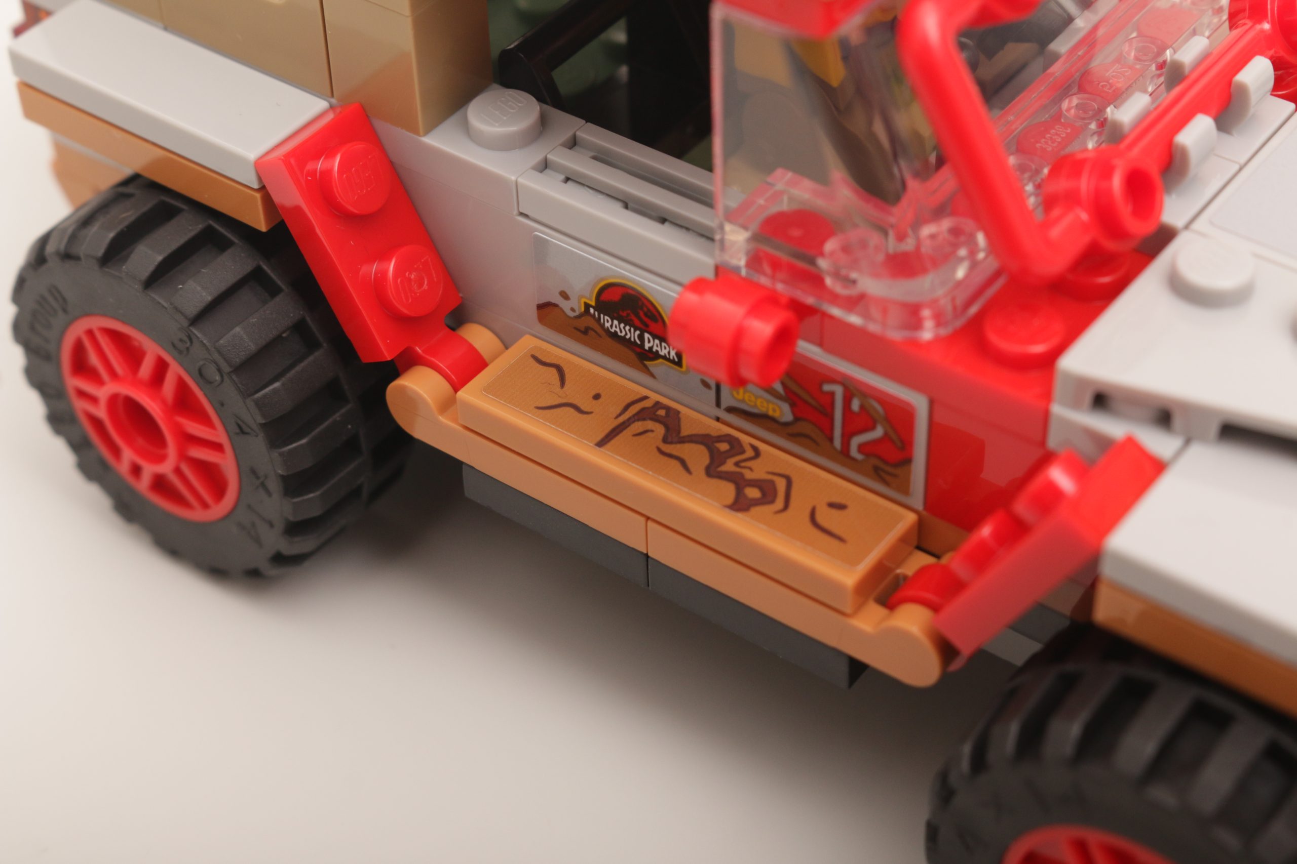 LEGO Jurassic Park 76958 Dilophosaurus Ambush review 9 scaled