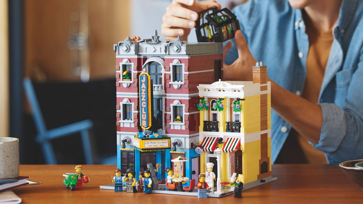 LEGO Icons 10312 Jazz Club modular building officially revealed