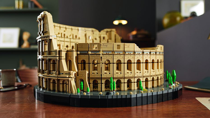 10276 Colosseum could be outmatched by 31203 World Map