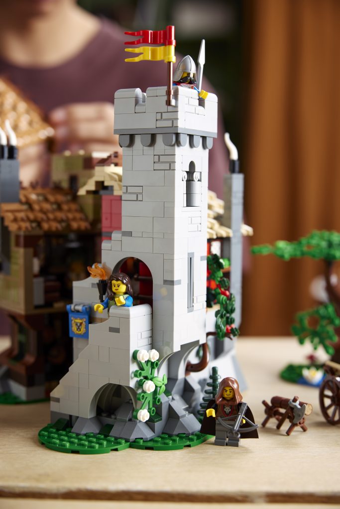 LEGO Icons 10332 medieval town square Lifestyle 5 683x1024