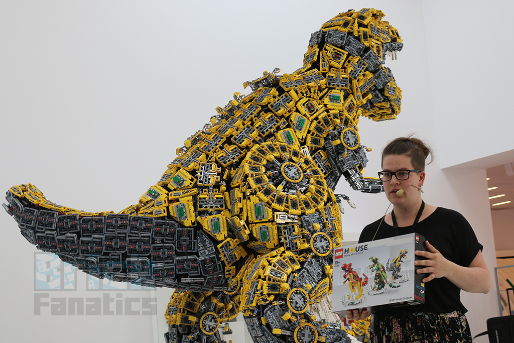 LEGO House dinosaur building 1
