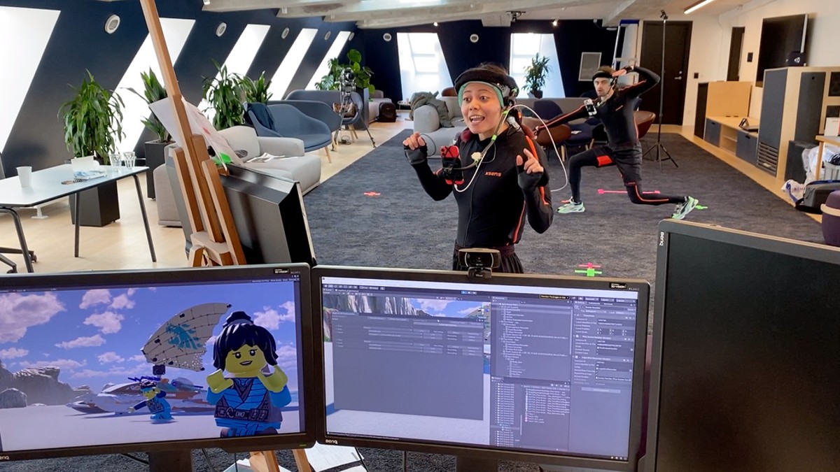 The LEGO NINJAGO vlogs are back with the original voice cast