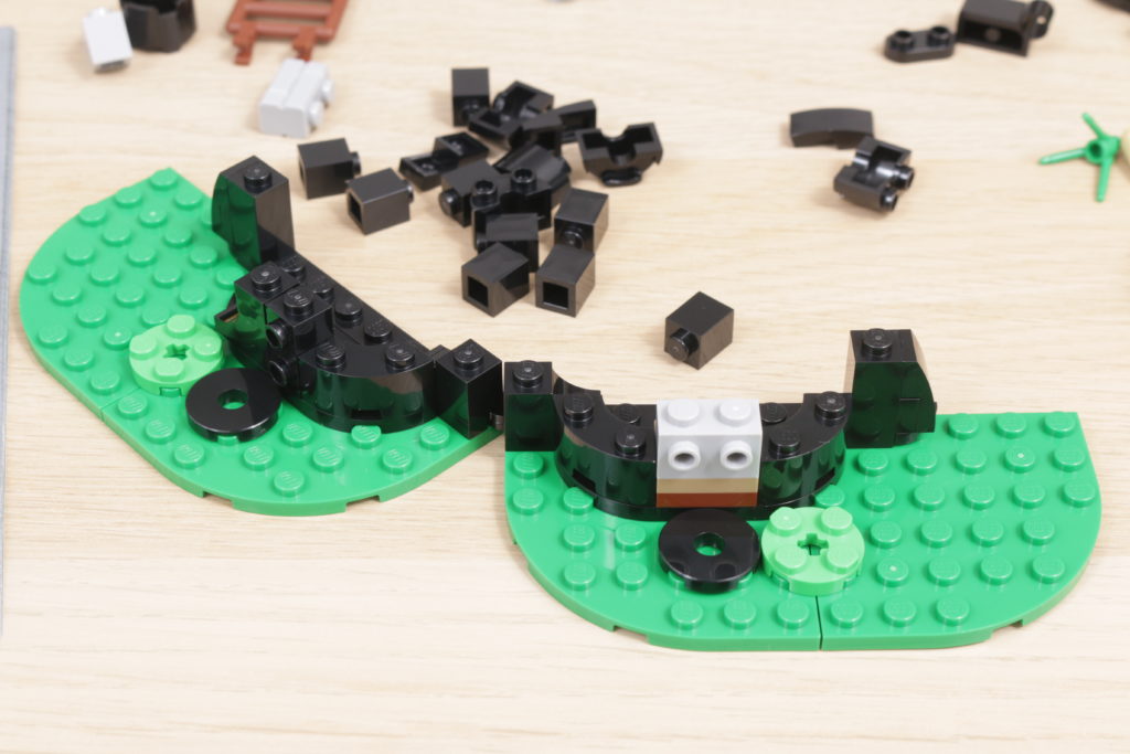 LEGO Castle 40567 Forest Hideout gift with purchase review 7 1024x683