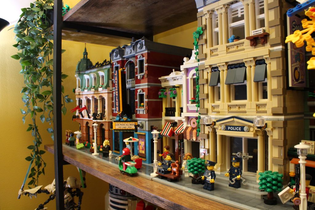 LEGO Icons 10312 Jazz Club review 58 1024x683